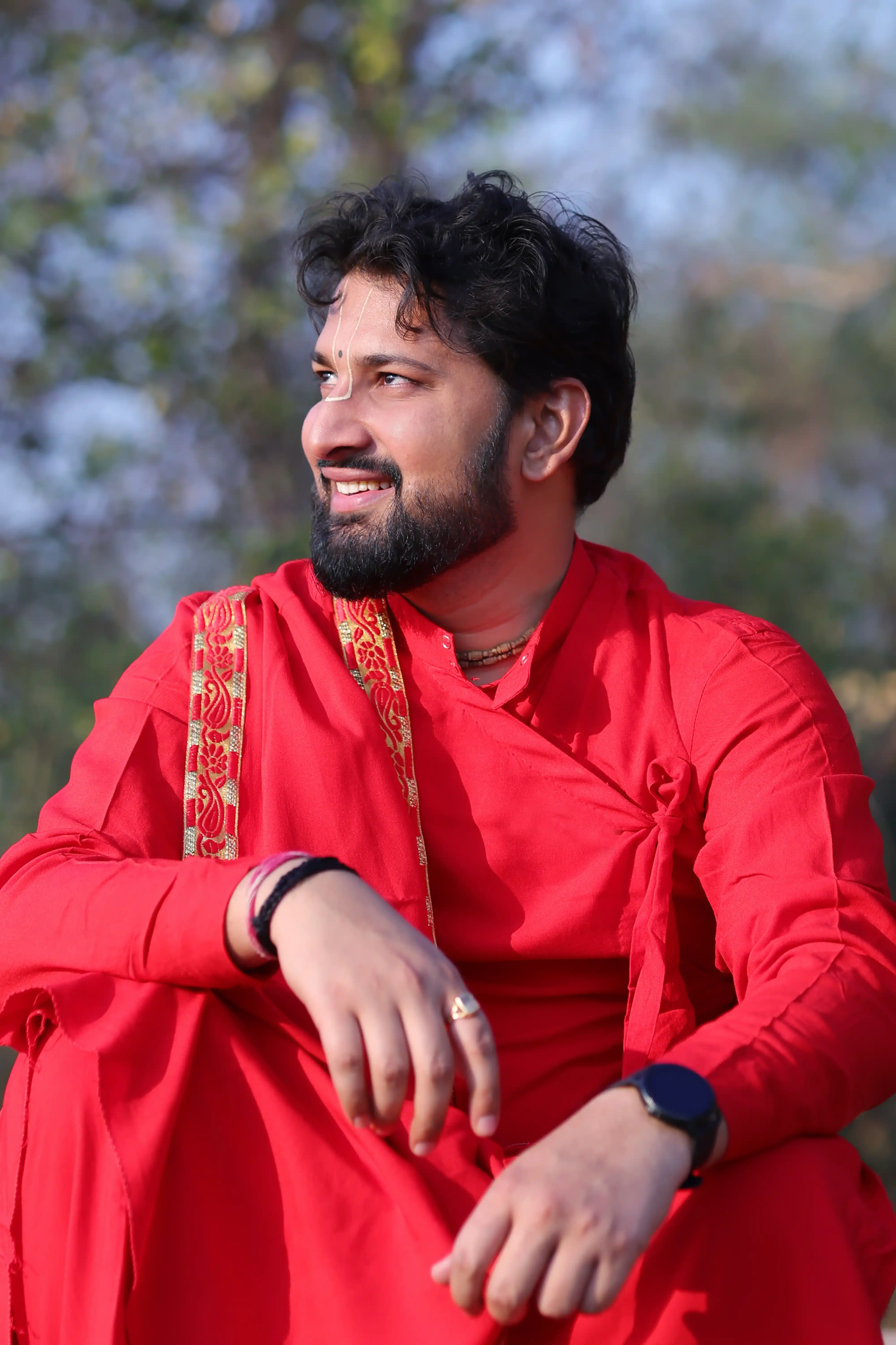 Sacred Glimpses of Guru Ji - Photo 7