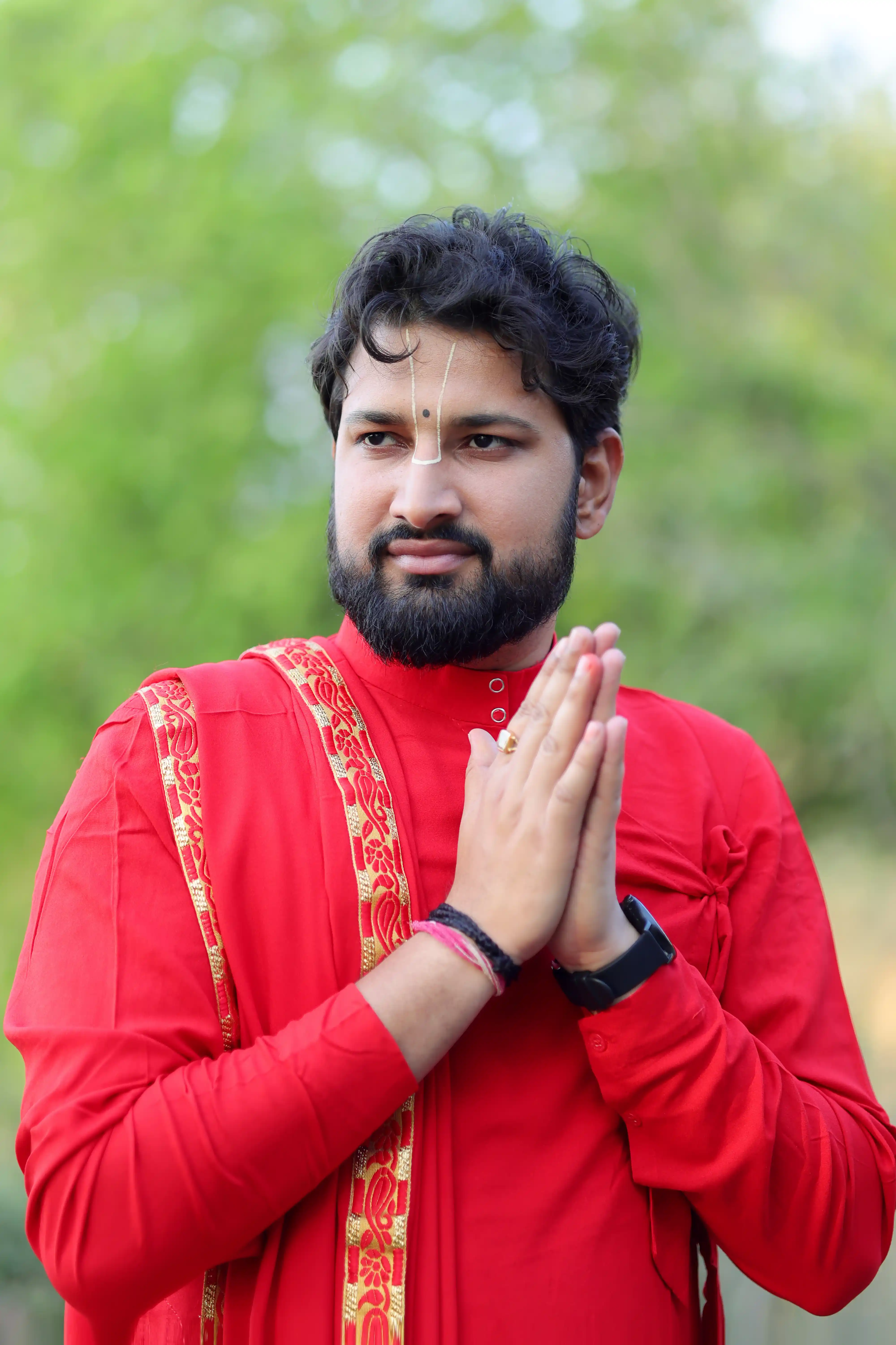 Sacred Glimpses of Guru Ji - Photo 6